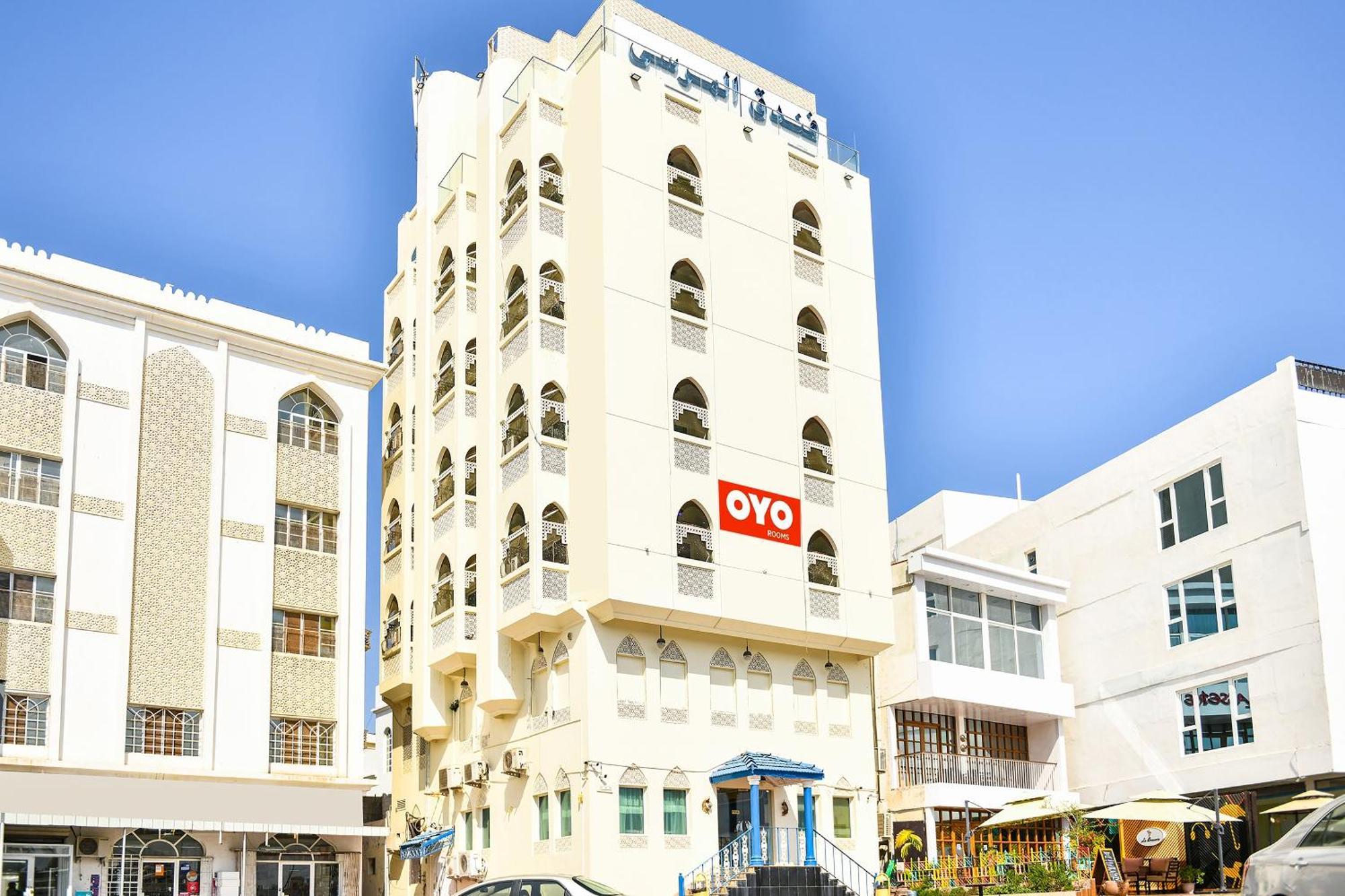 Oyo 137 Marina Hotel 马斯喀特 外观 照片